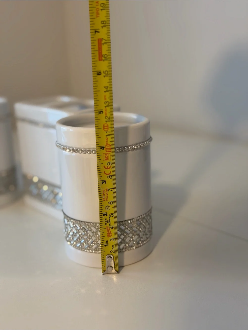 White/Silver Ceramic Rhinestone Glossy Freestanding 3pc Bathroom Accessory Set